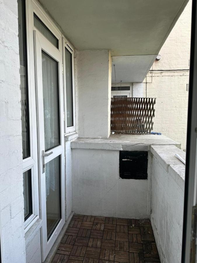 Spacious 2 Bed Flat Barking  Exterior foto