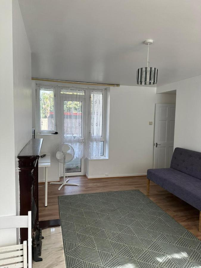 Spacious 2 Bed Flat Barking  Exterior foto