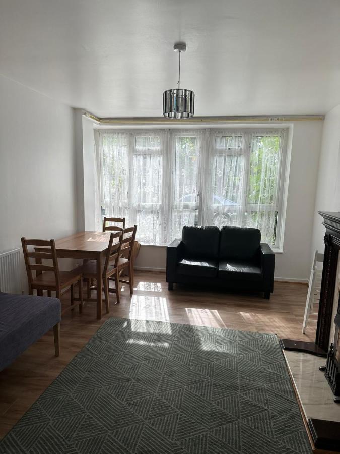 Spacious 2 Bed Flat Barking  Exterior foto